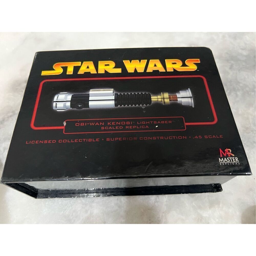 Master Replicas Star Wars Obi-Wan Kenobi ROTS Lightsaber .45 Scaled SW-311